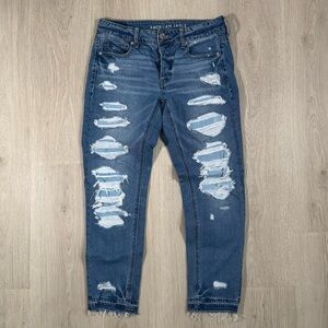 American Eagle Mid Rise Distressed Cropped Jeans